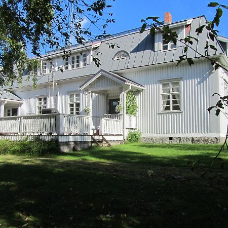Hotelli Huiskankorpi Boutique Hotel Nivala Exterior foto